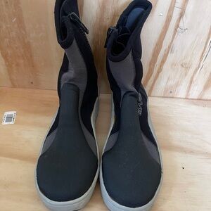 Bare Black and Gray Neoprene Scuba Boots